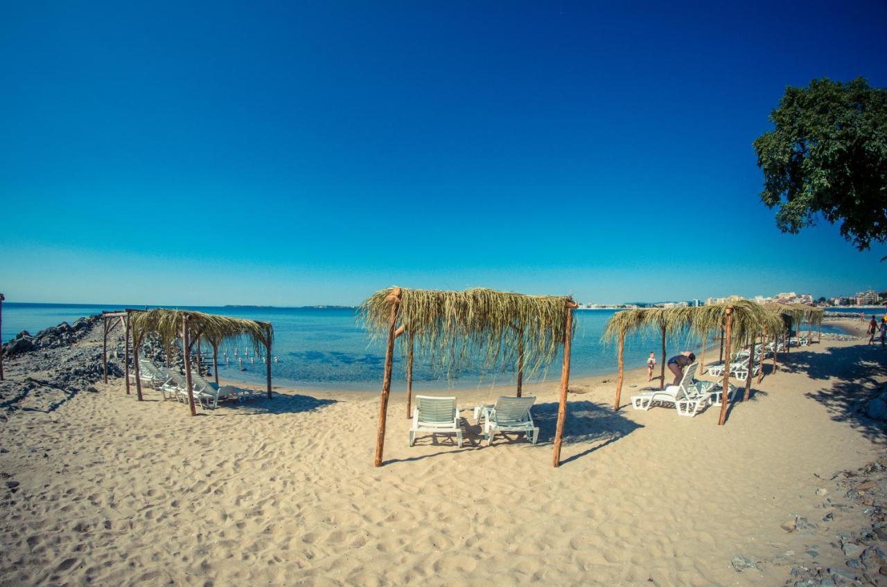 Premier Fort Beach Resort ซันนีบีช ภายนอก รูปภาพ