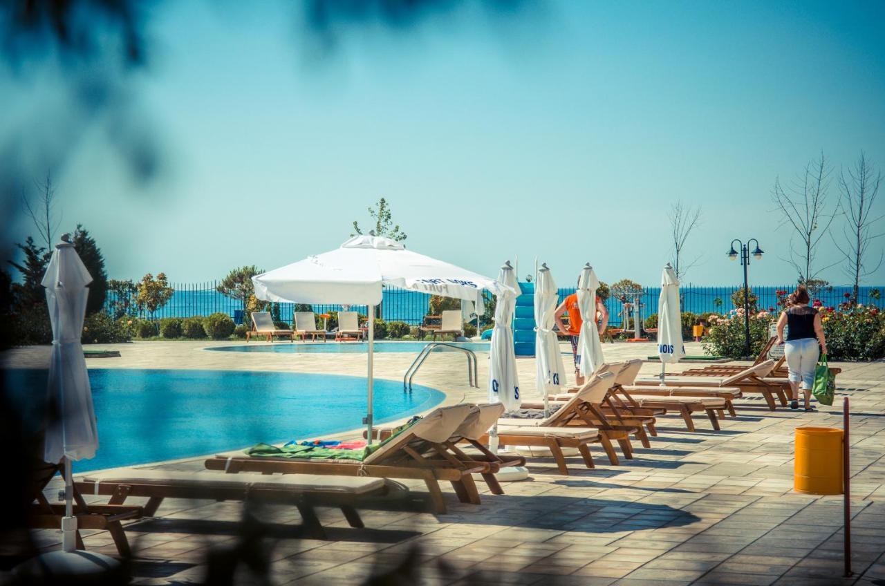 Premier Fort Beach Resort ซันนีบีช ภายนอก รูปภาพ
