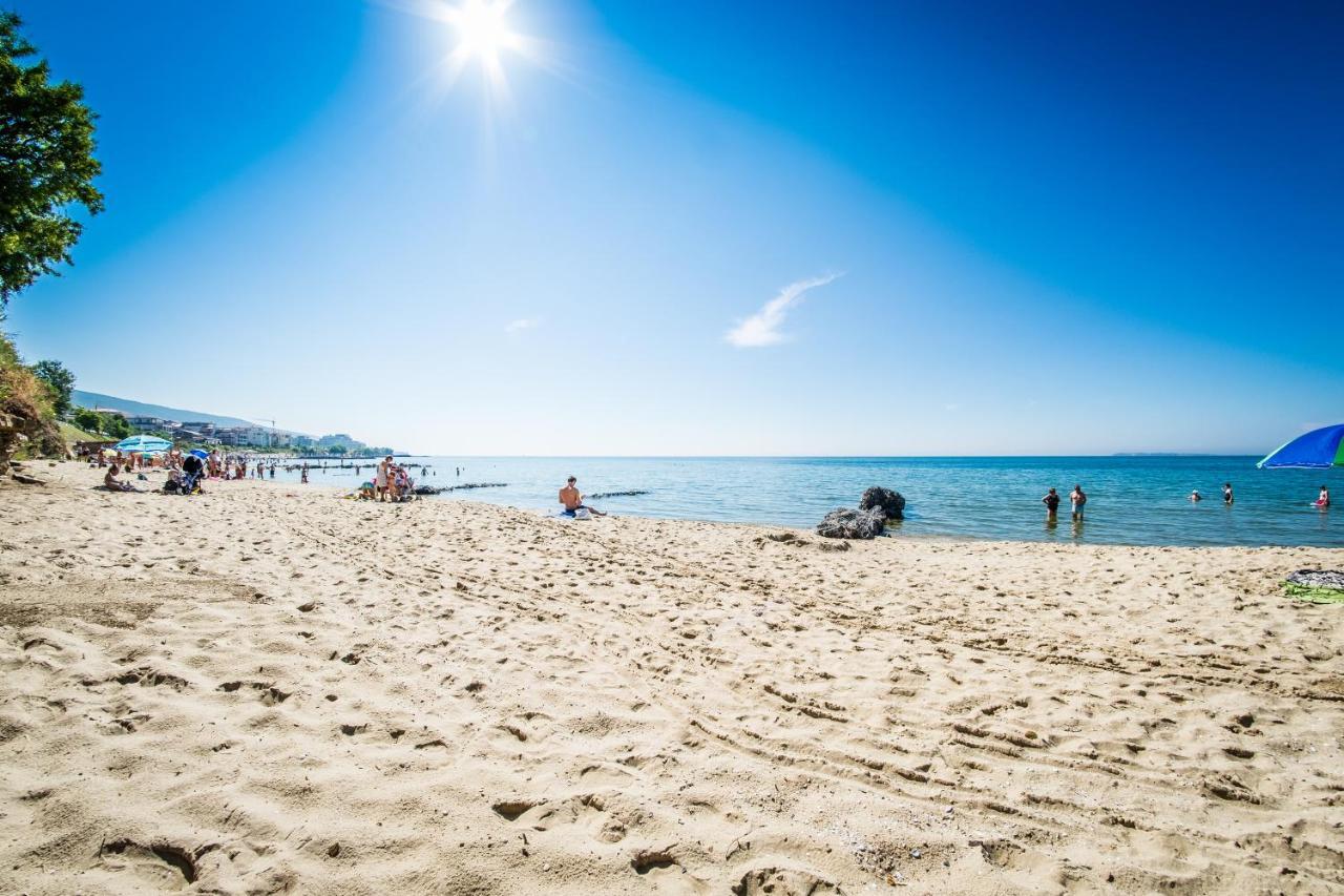 Premier Fort Beach Resort ซันนีบีช ภายนอก รูปภาพ